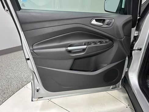 Used 2014 Ford Escape Titanium w/ Equipment Group 401A AWD/4WD image 9