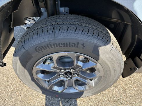 New 2026 Ford Maverick XLT AWD/4WD image 12