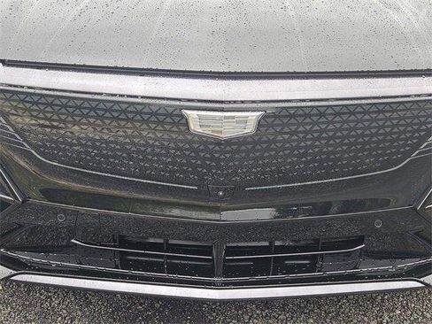 New 2026 Cadillac Lyriq Sport image 9