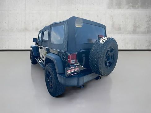 Used 2017 Jeep Wrangler Unlimited Sport w/ Max Tow Package image 7