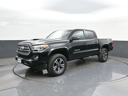 Used 2017 Toyota Tacoma TRD Sport w/ Tow Package