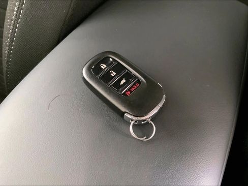 Used 2026 Honda HR-V LX image 15