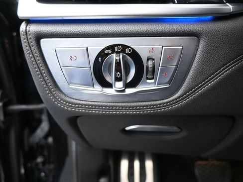 Used 2016 BMW 750i xDrive image 40