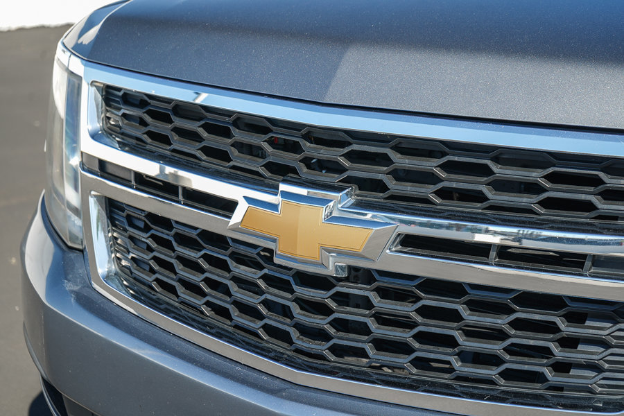 Used 2020 Chevrolet Suburban LT w/ Max Trailering Package RWD image 9