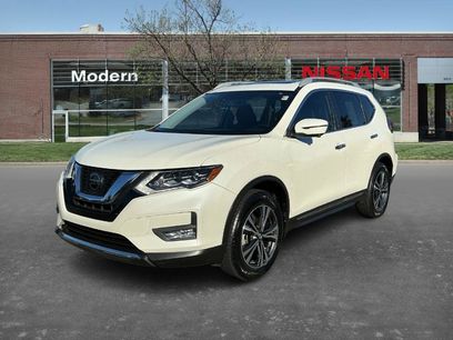 Used 2018 Nissan Rogue SL w/ Premium Package