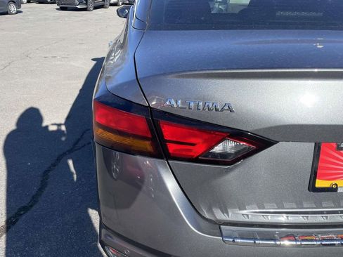 Used 2019 Nissan Altima 2.5 Platinum image 18