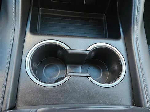 Used 2023 Chevrolet Suburban LS image 12