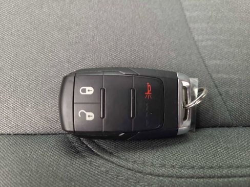 Used 2024 RAM 2500 Big Horn image 28