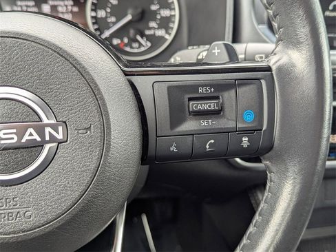 Used 2023 Nissan Rogue SL w/ SL Premium Package image 22