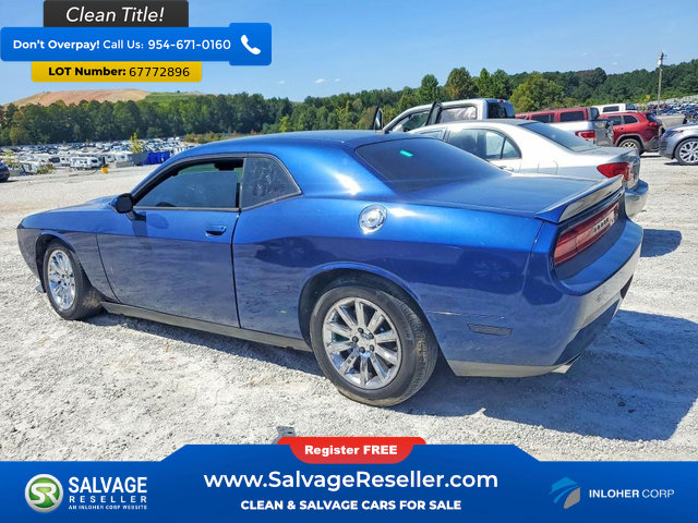 Used 2012 Dodge Challenger SRT8 RWD image 3