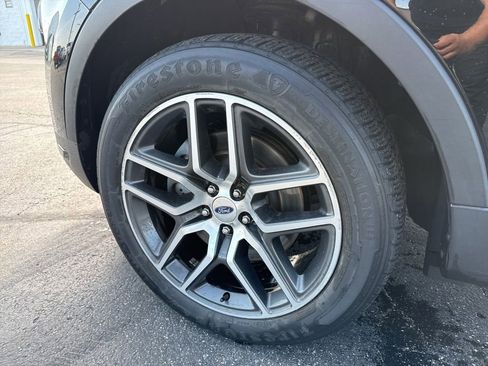 Used 2018 Ford Explorer Sport AWD/4WD image 6