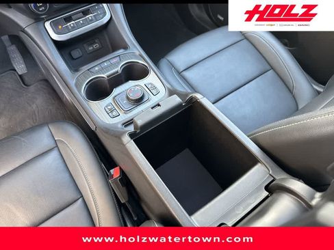 Certified 2023 GMC Acadia SLT w/ Preferred Package AWD/4WD image 22