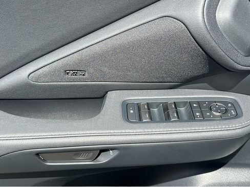 New 2026 Lexus TX 500h AWD image 36