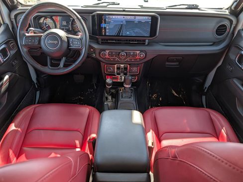 Used 2024 Jeep Wrangler Unlimited Rubicon 392 AWD/4WD image 26