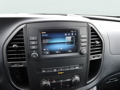 Used 2023 Mercedes-Benz Metris Passenger image 22