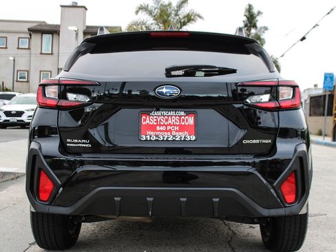 Used 2024 Subaru Crosstrek 2.0i Premium AWD/4WD image 5
