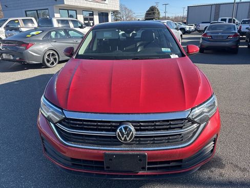 Used 2024 Volkswagen Jetta SE image 10