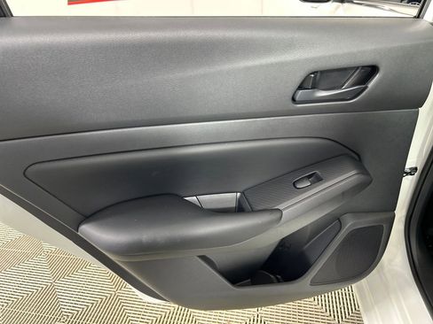 Used 2025 Nissan Altima 2.5 S image 16