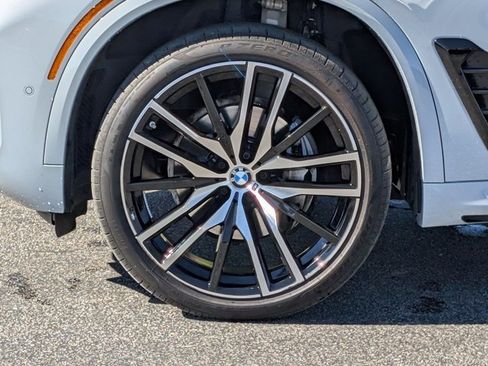 Certified 2025 BMW X5 sDrive40i w/ M Sport Package image 26