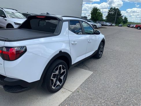 Certified 2023 Hyundai Santa Cruz Limited w/ Cargo Package AWD/4WD image 5