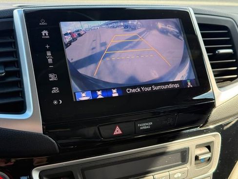 Used 2017 Honda Pilot Elite image 22