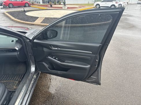 Used 2021 Nissan Altima 2.5 SL image 18