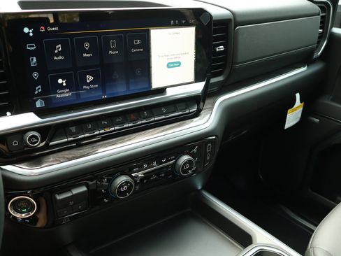 New 2026 Chevrolet Silverado 2500 LTZ w/ LTZ Convenience Package AWD/4WD image 20