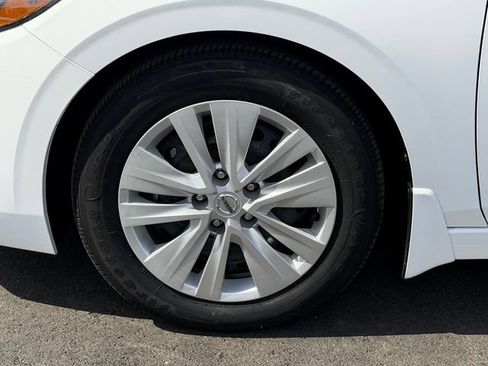 Certified 2023 Nissan Sentra S FWD image 27