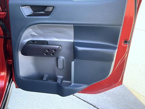 Used 2023 Ford Maverick XLT w/ Black Appearance Package image 18