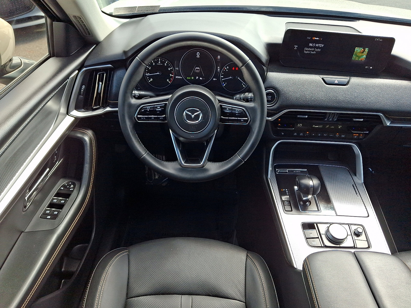 Certified 2024 MAZDA CX-90 3.3 Turbo w/ Preferred Package AWD/4WD image 14