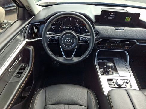 Certified 2024 MAZDA CX-90 3.3 Turbo w/ Preferred Package AWD/4WD image 14