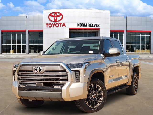 Used 2023 Toyota Tundra Limited w/ Power Package AWD/4WD image 1