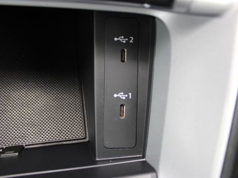 Used 2022 Audi Q3 2.0T Premium w/ Convenience Package image 51