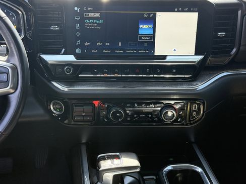 Used 2023 Chevrolet Silverado 1500 LTZ w/ LTZ Premium Package AWD/4WD image 23
