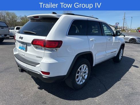 Used 2021 Jeep Grand Cherokee Laredo image 4