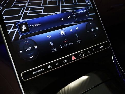 Used 2024 Mercedes-Benz S 63 AMG S w/ Carbon Fiber Exterior Package image 31