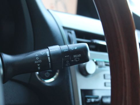 Used 2011 Lexus RX 450h AWD image 30