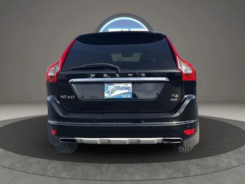 Used 2016 Volvo XC60 T6 Platinum image 11