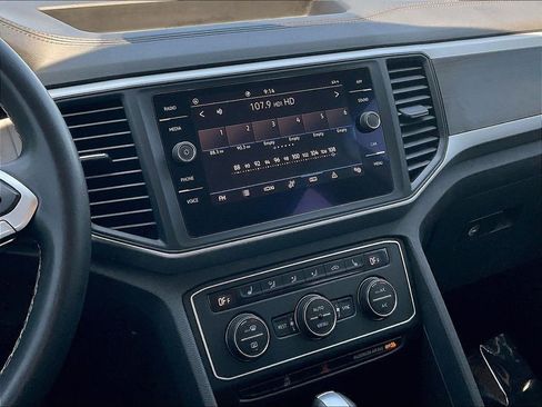 Used 2021 Volkswagen Atlas SE FWD image 9
