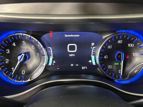 New 2026 Chrysler Voyager LX image 19