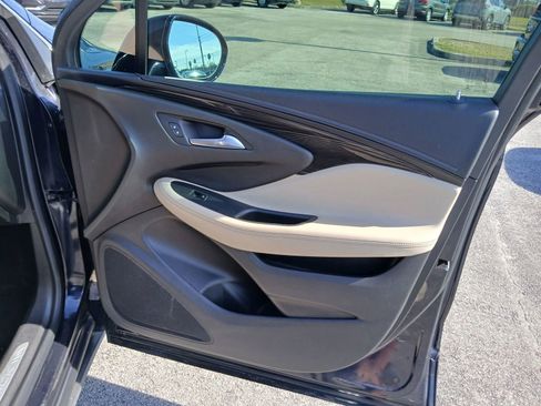 Used 2020 Buick Envision Preferred image 18
