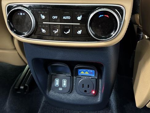 Used 2023 Genesis GV80 3.5T image 33