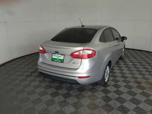 Used 2017 Ford Fiesta SE FWD image 7