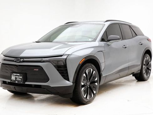Used 2024 Chevrolet Blazer EV RS AWD/4WD image 2
