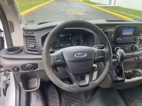 Certified 2020 Ford Transit 250 Medium Roof image 10