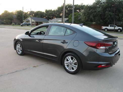 Used 2020 Hyundai Elantra SEL FWD image 11