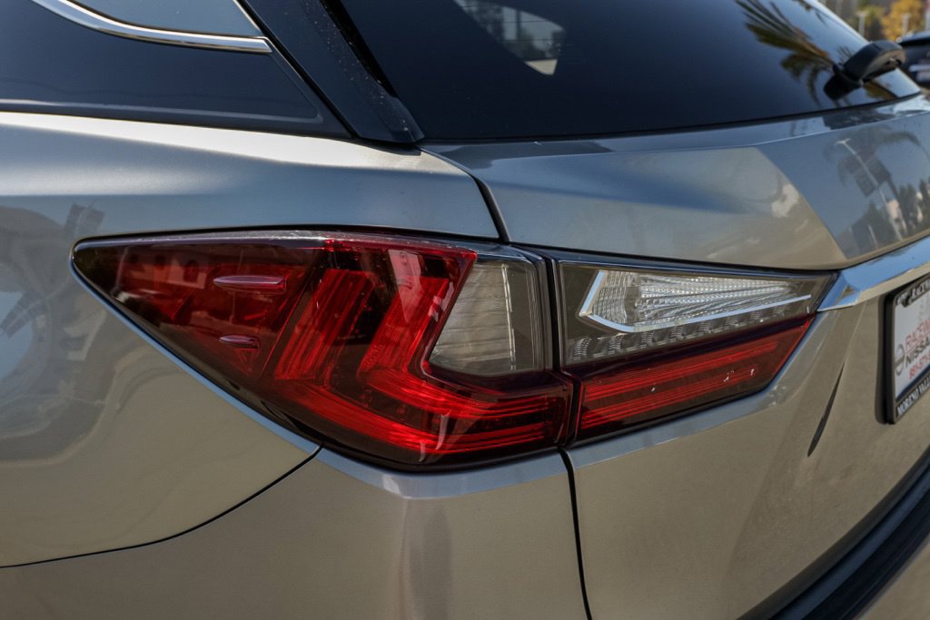 Used 2020 Lexus RX 350L FWD w/ Premium Package image 14