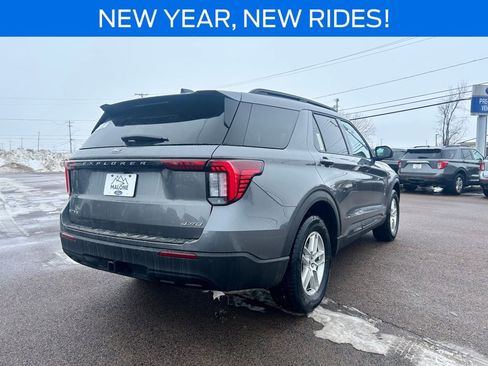 New 2026 Ford Explorer Active image 6