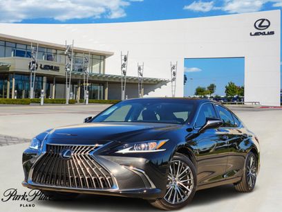 New 2025 Lexus ES 350 w/ Premium Package