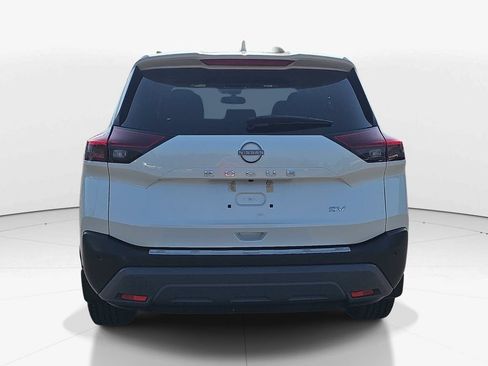 Used 2023 Nissan Rogue SV FWD image 7